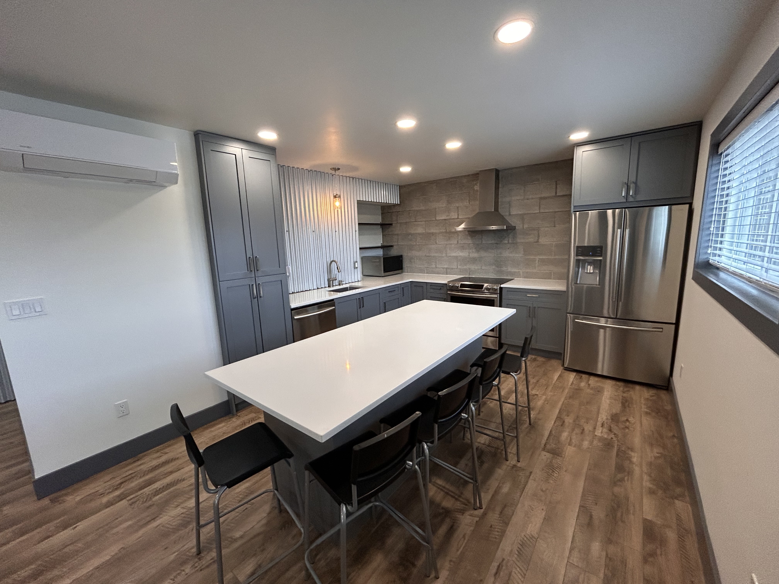 #200-2620 Alliance Street